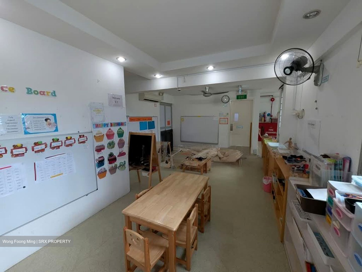 Hougang Street 22 (D19), Shop House #529627911